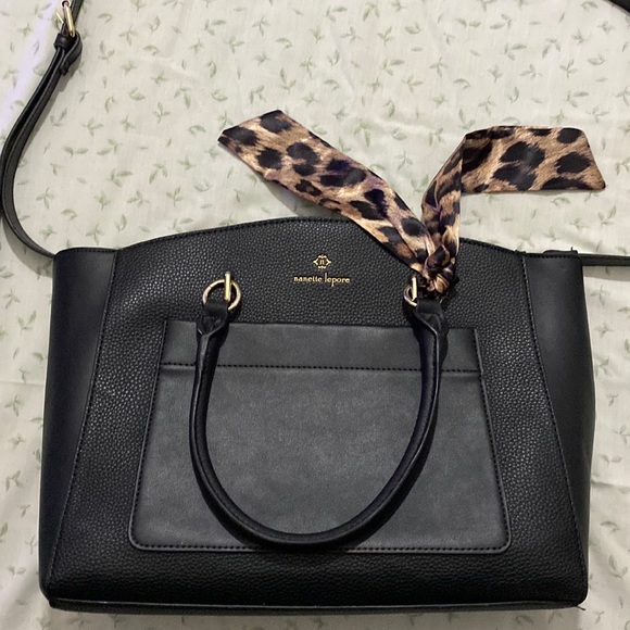 Nanette Lepore Handbag with shoulder strap - Picture 3 of 12